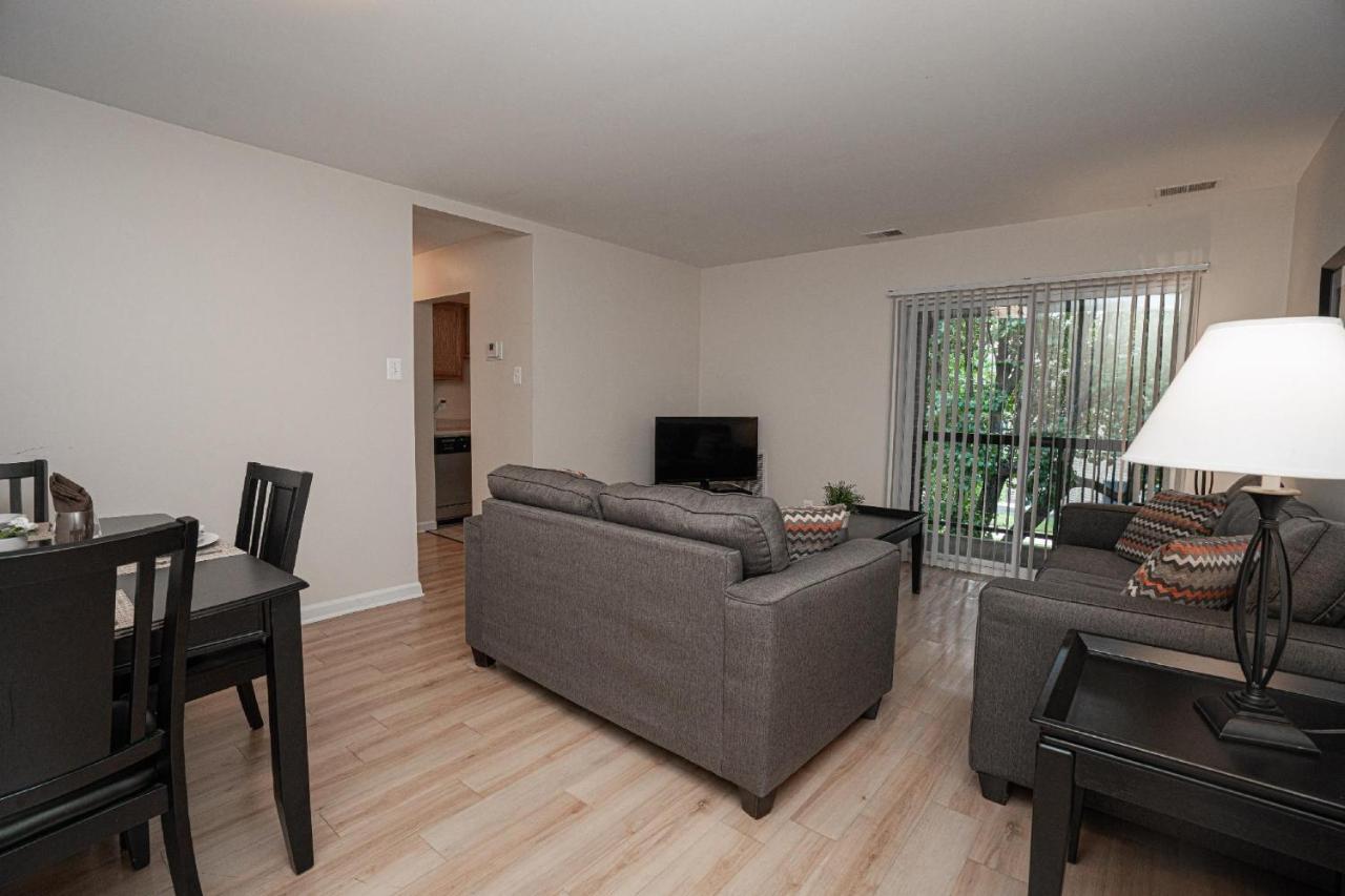 Mt Vernon Square Station Apartments Вашингтон Екстериор снимка