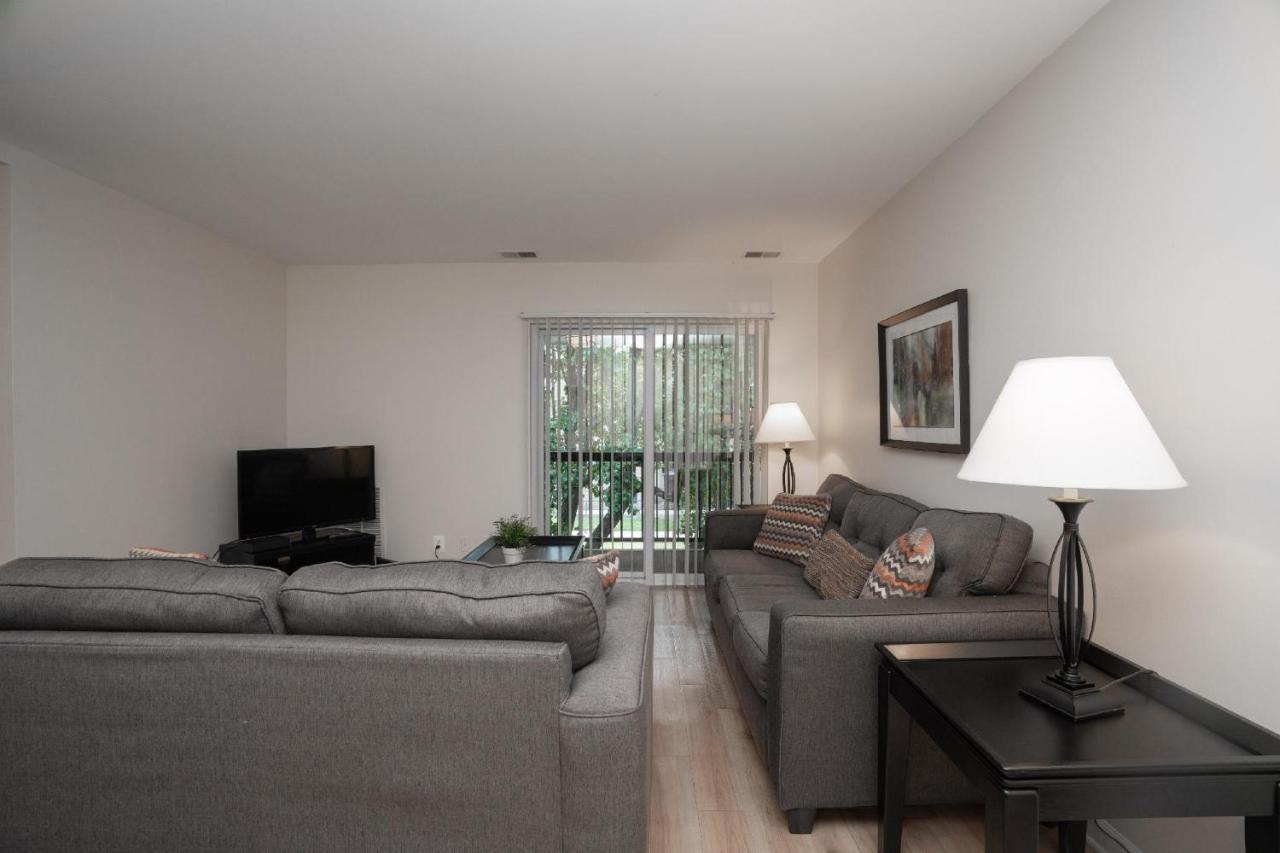 Mt Vernon Square Station Apartments Вашингтон Екстериор снимка