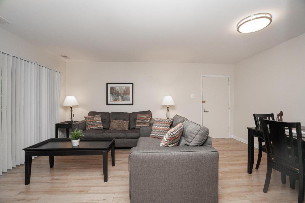 Mt Vernon Square Station Apartments Вашингтон Екстериор снимка